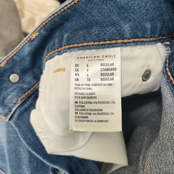 American Eagle Hi Rise Super Stretch Denim Mini Skirt Distressed - Picture 4 of 5